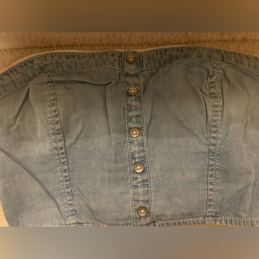 Garage crop top.